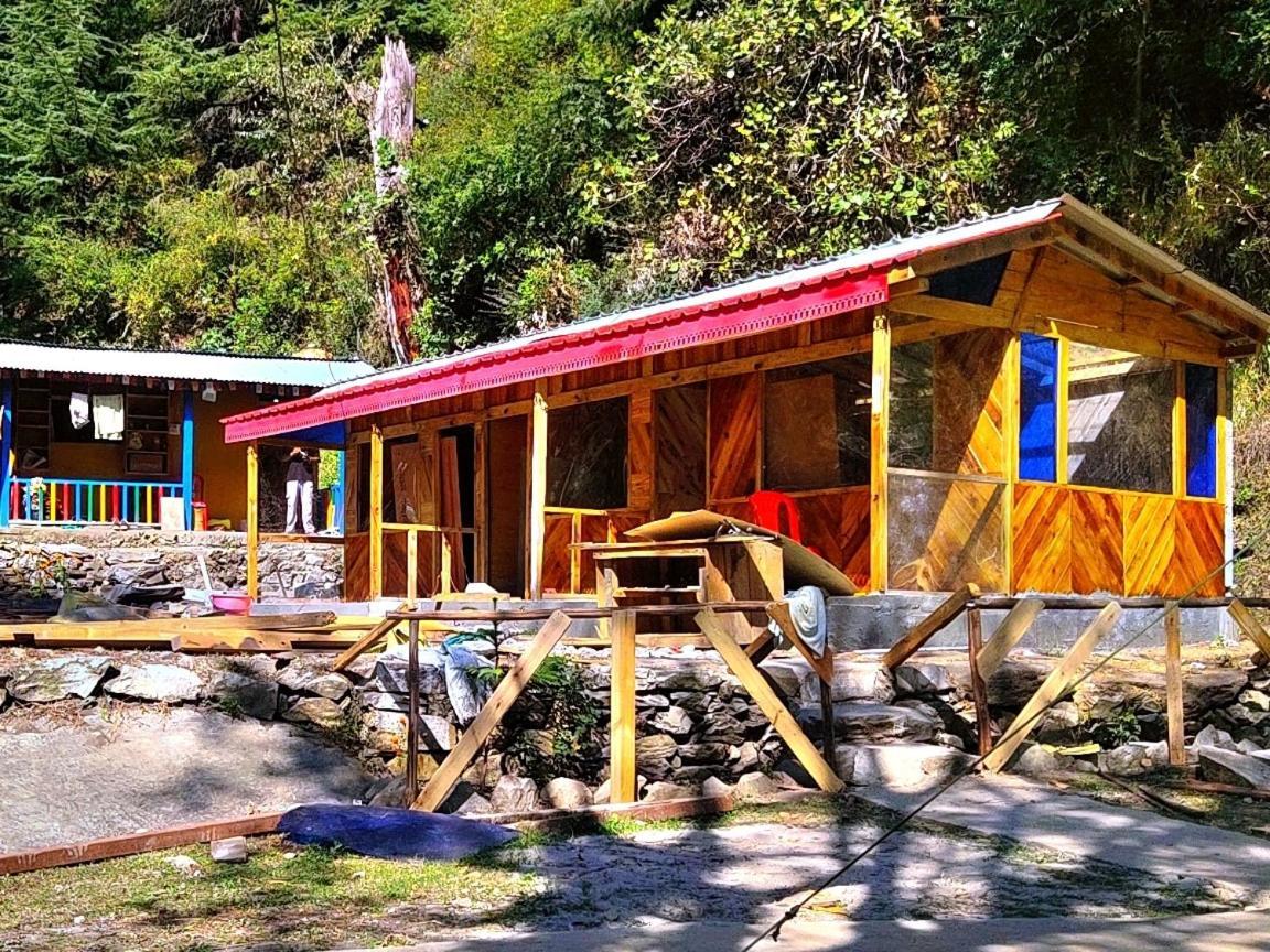 Shanti People Huts & Camp Kasol Eksteriør bilde